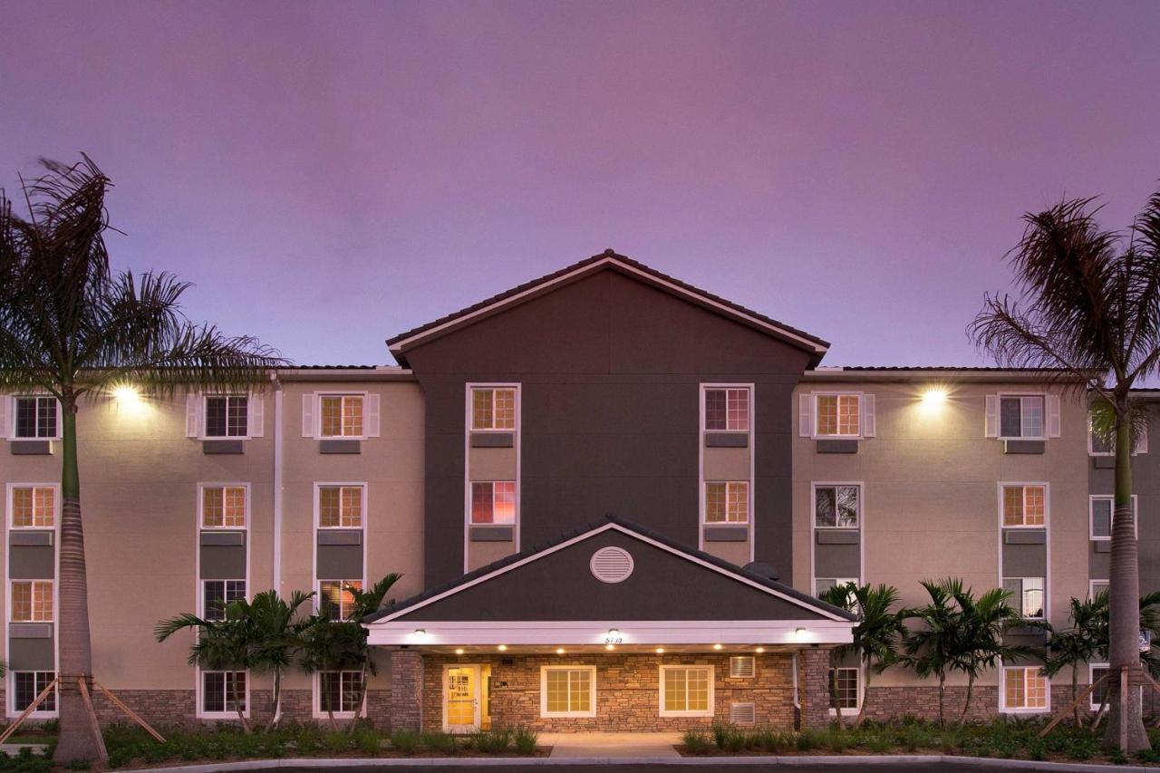 Extended Stay America Select Suites - Deerfield Beach Buitenkant foto